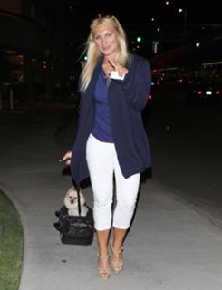 Brooke Hogan feet photo thumbnail