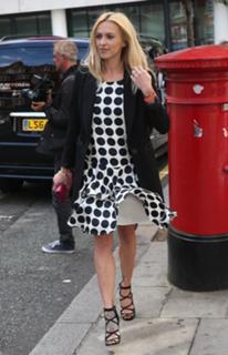 Fearne Cotton feet photo thumbnail