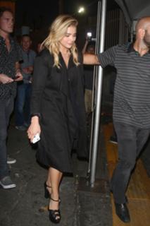 Chloë Grace Moretz feet photo thumbnail