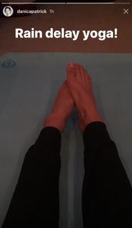 Danica Patrick feet photo thumbnail