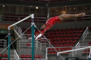 Simone Biles feet photo thumbnail