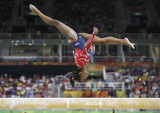 Simone Biles feet photo thumbnail