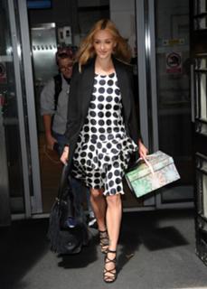 Fearne Cotton feet photo thumbnail