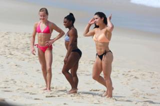 Simone Biles feet photo thumbnail