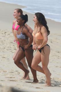 Simone Biles feet photo thumbnail