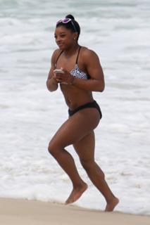 Simone Biles feet photo thumbnail