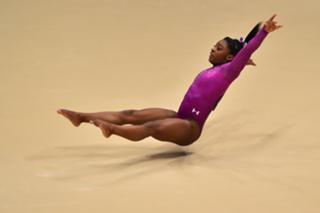 Simone Biles feet photo thumbnail
