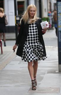 Fearne Cotton feet photo thumbnail
