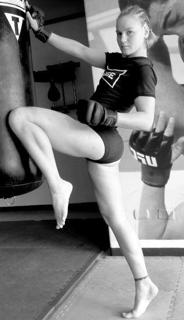 Valentina Shevchenko feet photo thumbnail