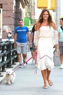 Kelly Bensimon feet photo thumbnail