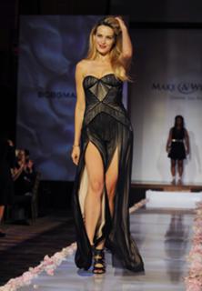 Petra Nemcova feet photo thumbnail