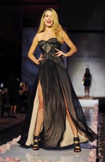 Petra Nemcova feet photo thumbnail