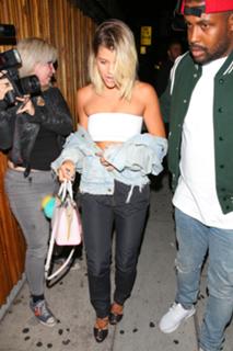 Sofia Richie feet photo thumbnail
