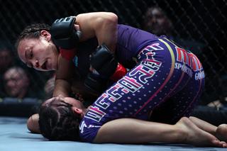 Michelle Waterson feet photo thumbnail