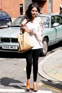 Michelle Keegan feet photo thumbnail