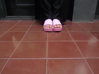 Blanca Suárez feet photo thumbnail