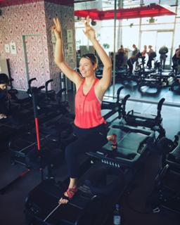 Maria Sharapova feet photo thumbnail