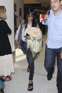 Jada Pinkett Smith feet photo thumbnail