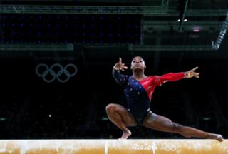 Simone Biles feet photo thumbnail