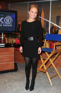 Hayden Panettiere feet photo thumbnail
