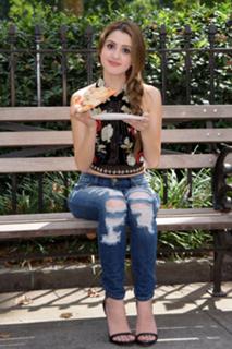 Laura Marano feet photo thumbnail