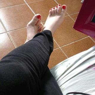 Isa Pes feet photo thumbnail