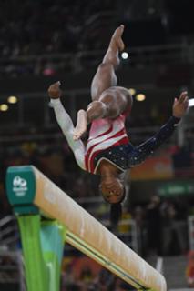 Simone Biles feet photo thumbnail