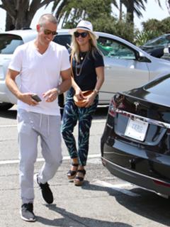 Reese Witherspoon feet photo thumbnail