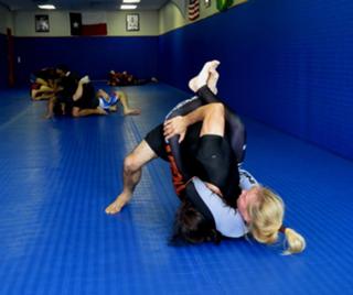 Valentina Shevchenko feet photo thumbnail