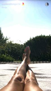 Eva Longoria feet photo thumbnail