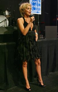 Sharon Stone feet photo thumbnail