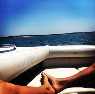 Heidi Klum feet photo thumbnail