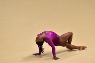 Simone Biles feet photo thumbnail