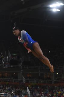 Simone Biles feet photo thumbnail