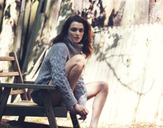 Rachel Weisz feet photo thumbnail