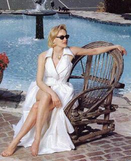 Sharon Stone feet photo thumbnail
