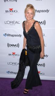 Sharon Stone feet photo thumbnail