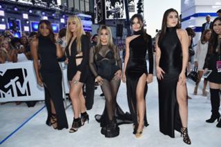 Camila Cabello feet photo thumbnail