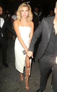 Hailey Bieber feet photo thumbnail