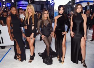 Camila Cabello feet photo thumbnail