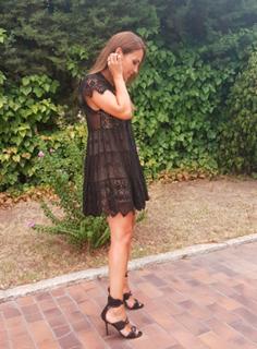 Paula Echevarría feet photo thumbnail