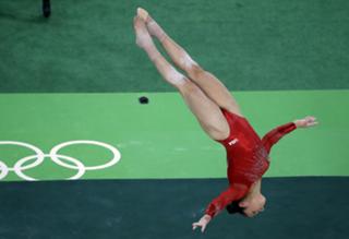 Aly Raisman feet photo thumbnail