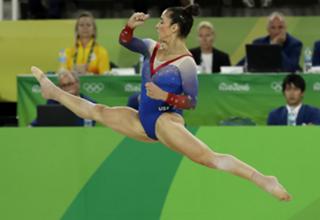 Aly Raisman feet photo thumbnail
