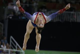 Aly Raisman feet photo thumbnail