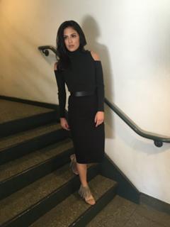 Erin Lim feet photo thumbnail