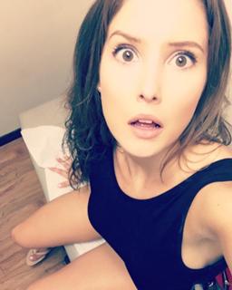 Amanda Cerny feet photo thumbnail