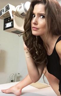 Amanda Cerny feet photo thumbnail