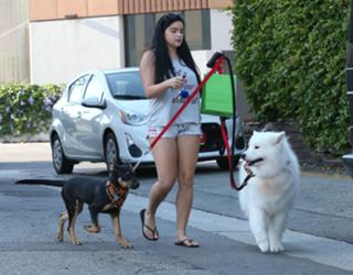 Ariel Winter feet photo thumbnail