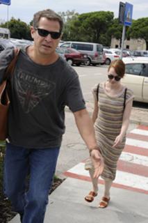 Emma Stone feet photo thumbnail
