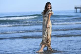 Barbara Palvin feet photo thumbnail